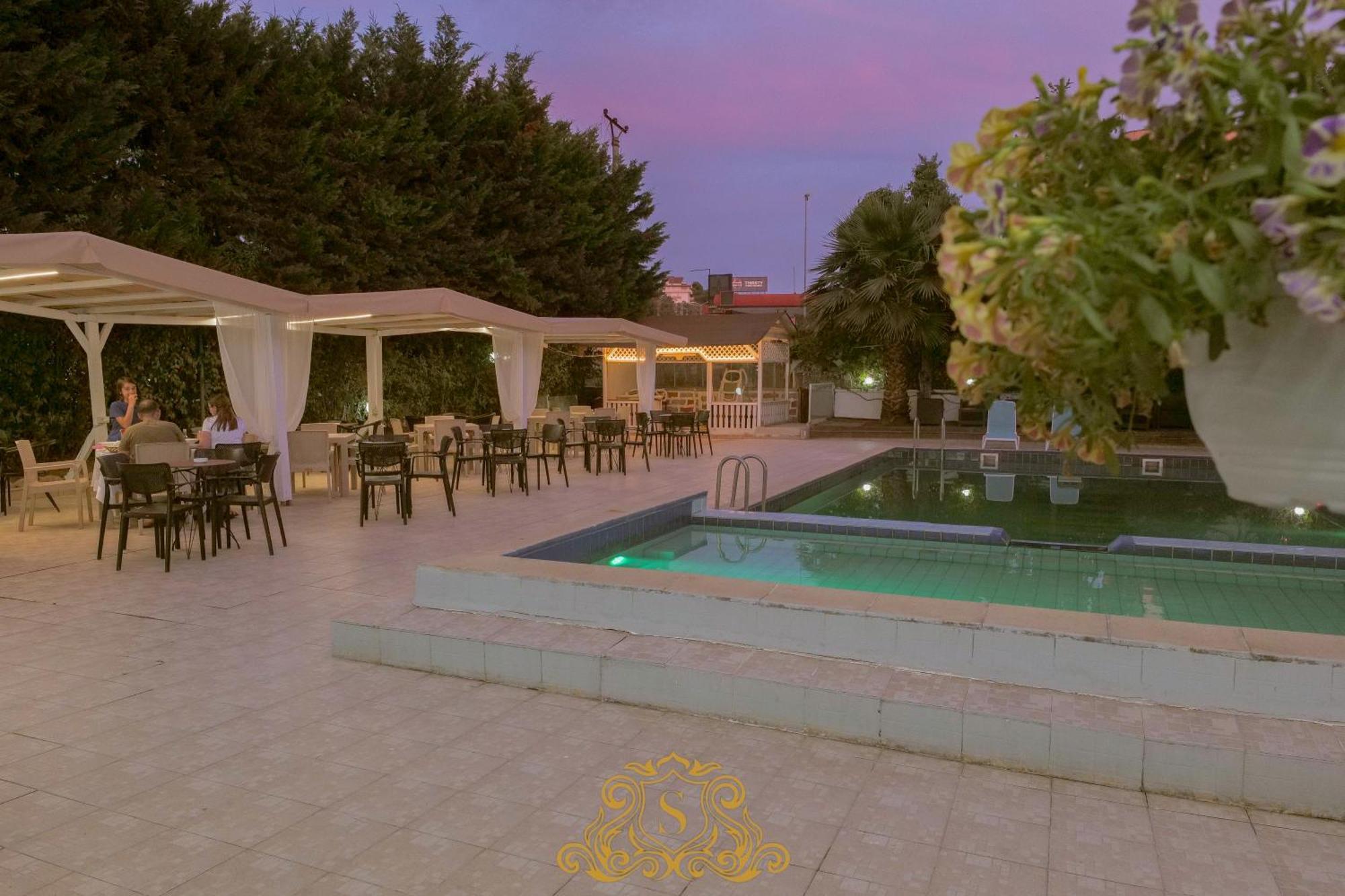 Hotel Sorrente Golem  Luaran gambar