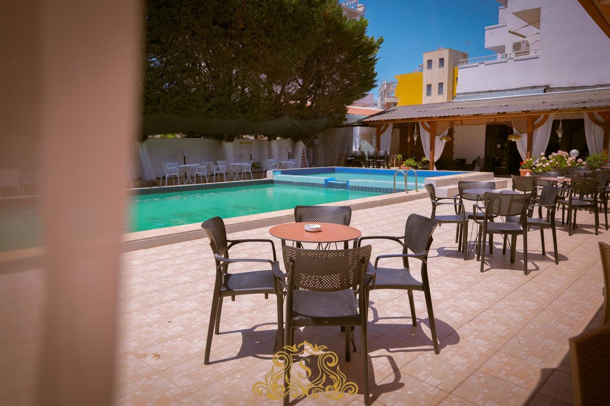 Hotel Sorrente Golem  Luaran gambar