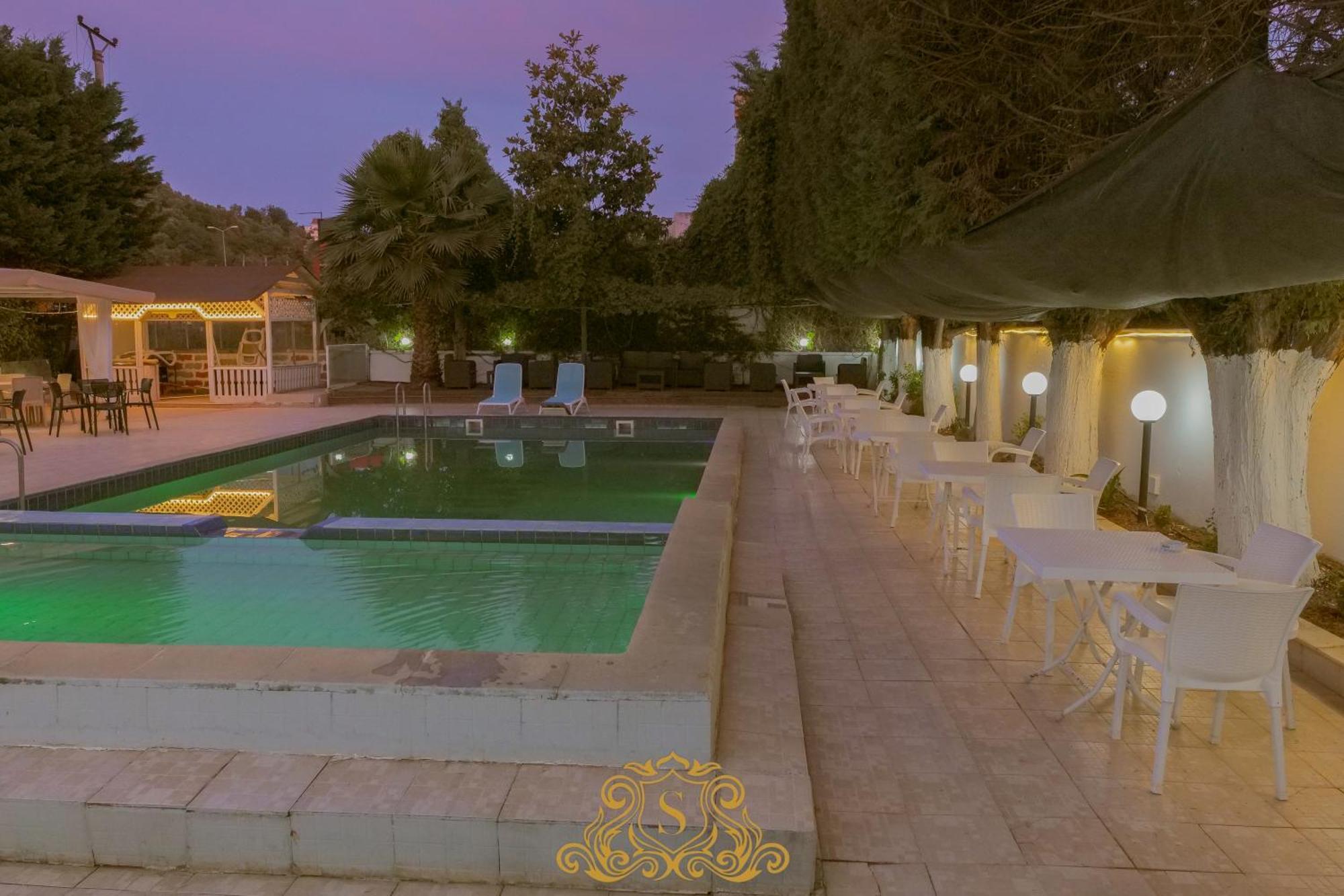 Hotel Sorrente Golem  Luaran gambar