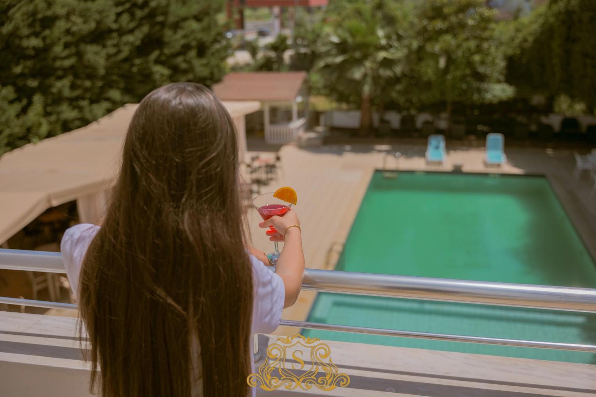 Hotel Sorrente Golem  Luaran gambar