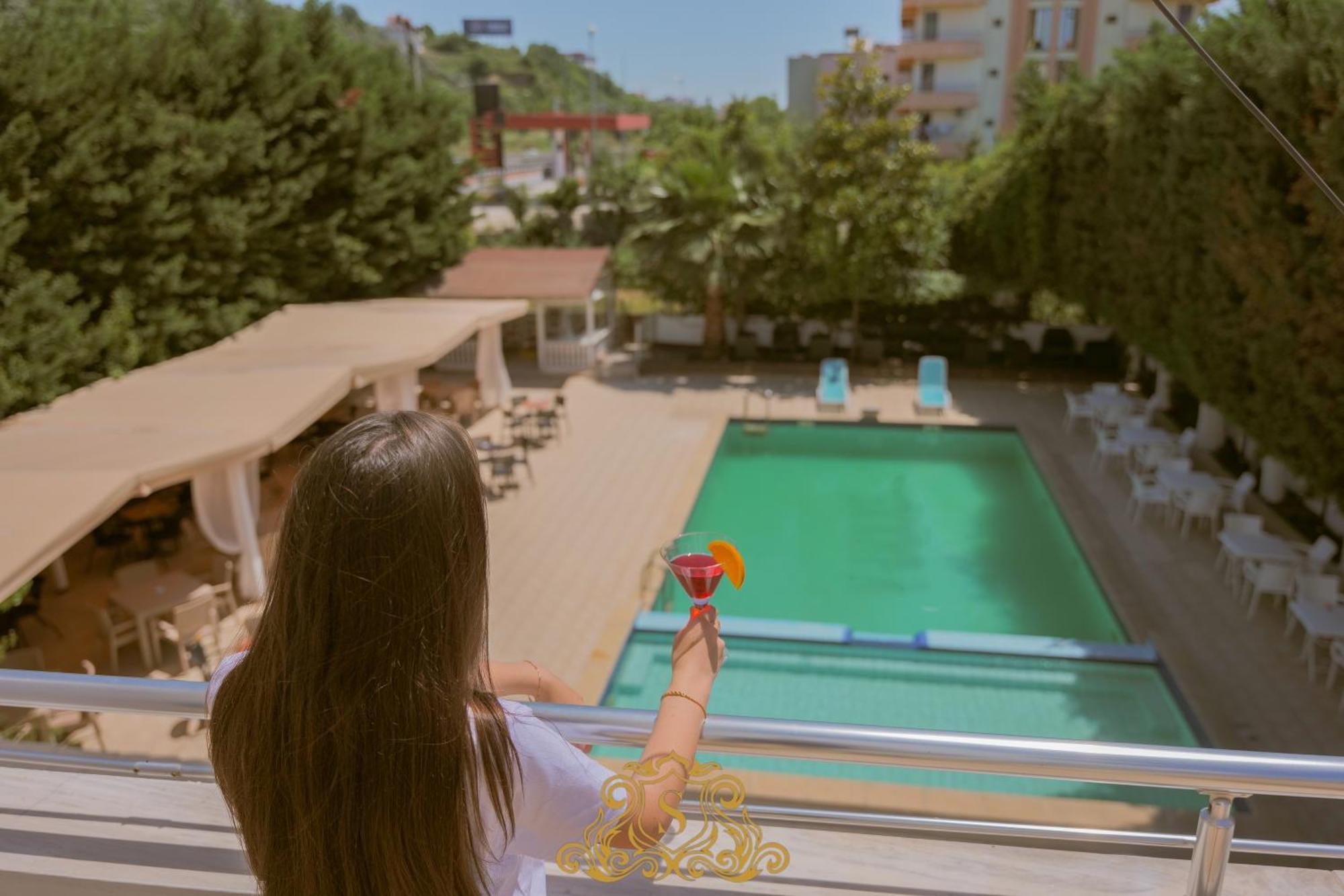 Hotel Sorrente Golem  Luaran gambar