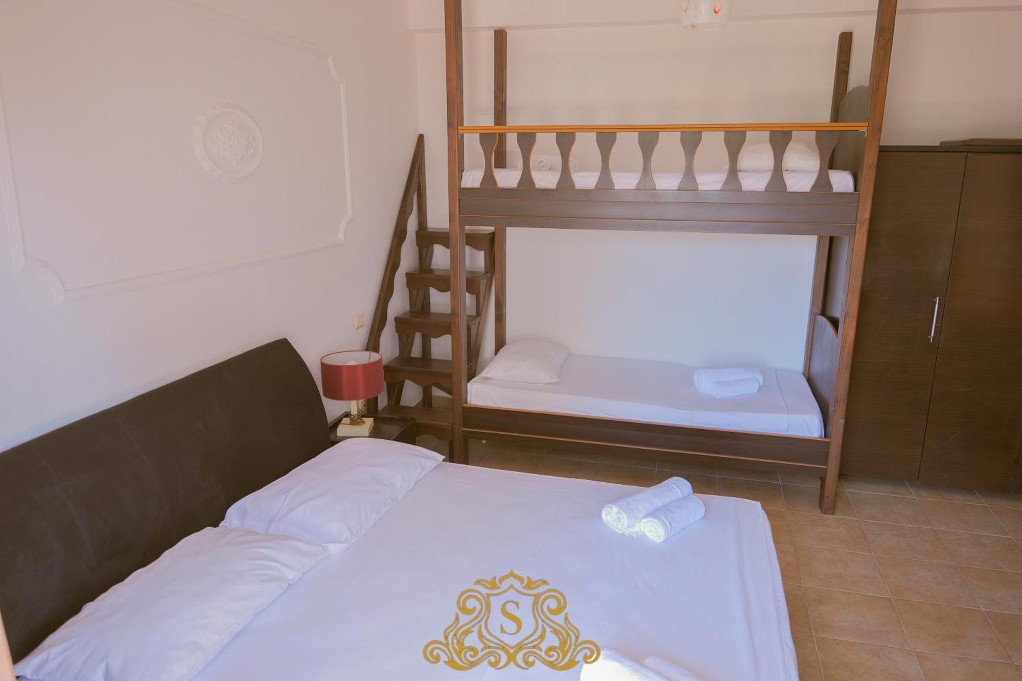 Hotel Sorrente Golem  Luaran gambar