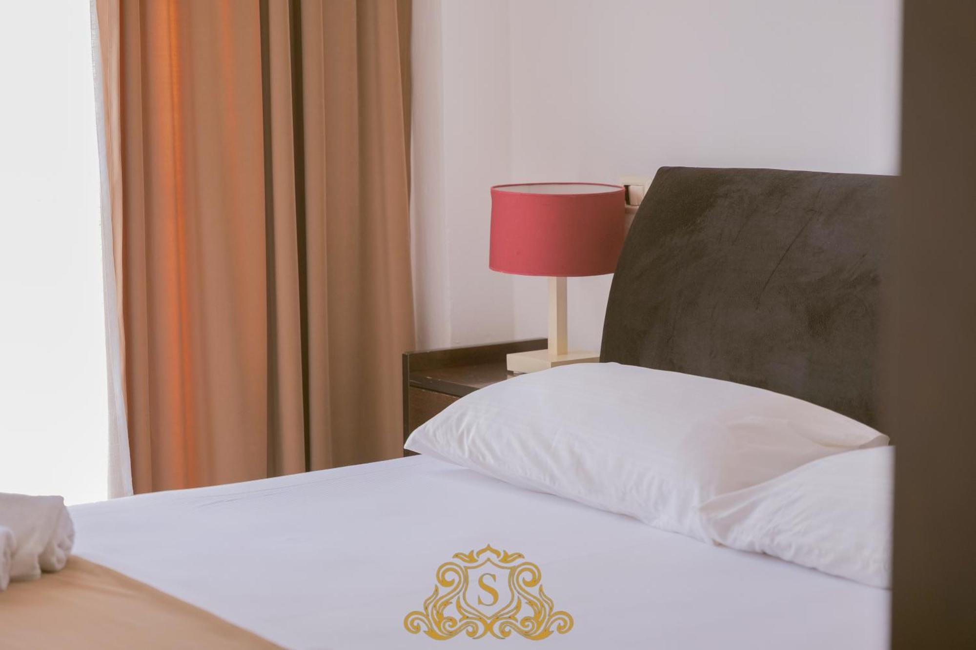 Hotel Sorrente Golem  Luaran gambar
